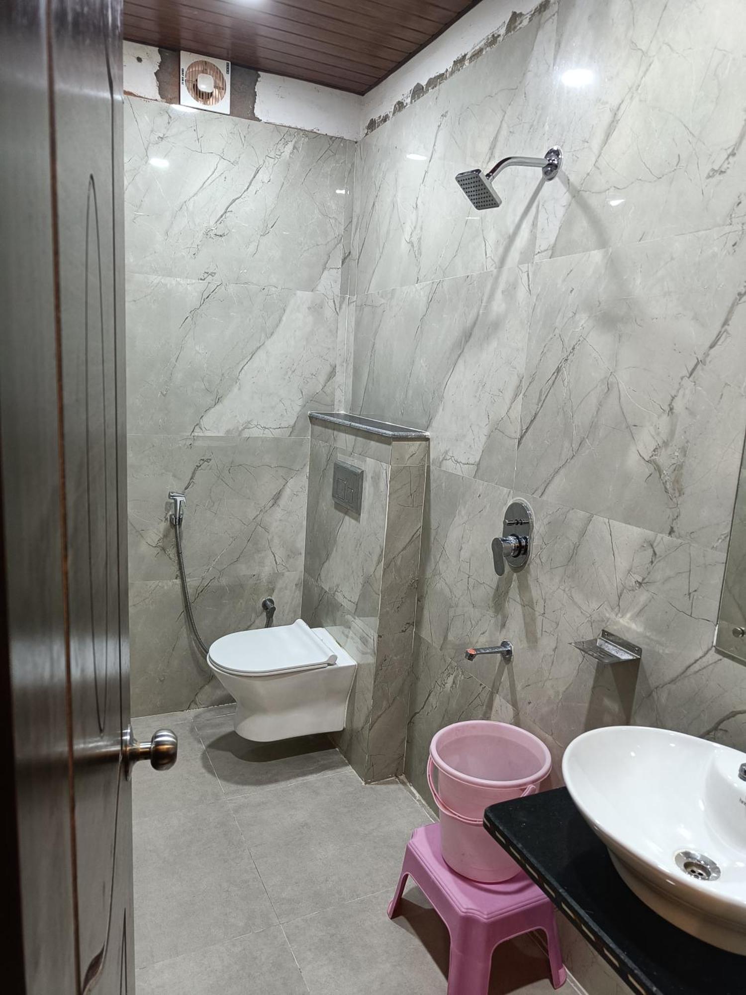 Hotel Pragya International Waranasi Zewnętrze zdjęcie